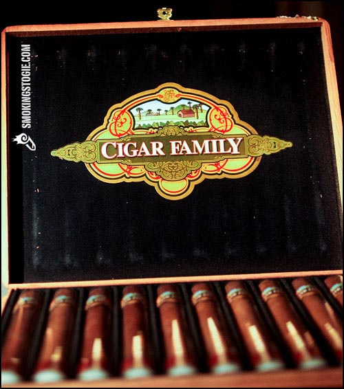 富恩特&纽曼雪茄家族十周年（CF10） - CIGAR FAMILY 10TH ANNIVERSARY (CF10)