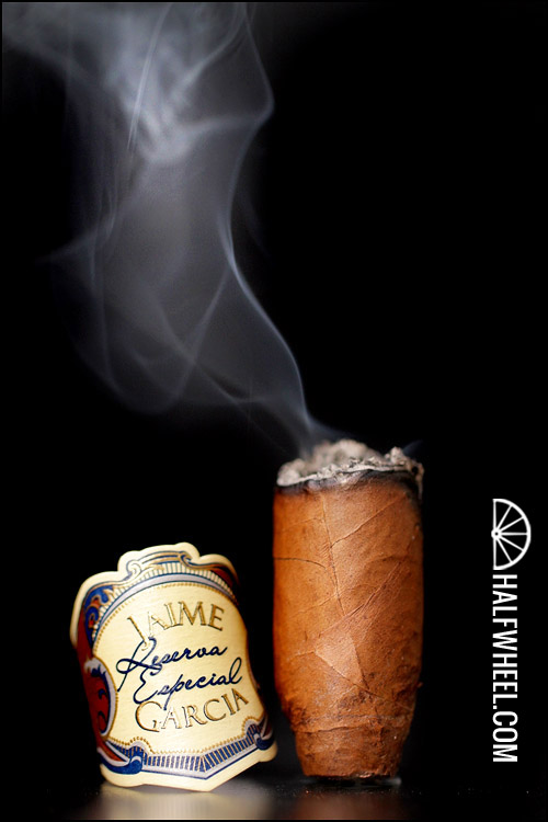 詹姆斯加西亚 特别珍藏 康涅狄格彪力高 JAIME GARCIA RESERVA ESPECIAL CONNECTICUT BELICOSO