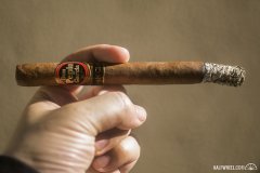 唐佩平加西亚 DON PEPIN GARCIA CUBAN CLASSIC LANCERO 雪茄