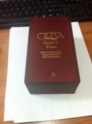 奥利瓦 OLIVA SERIE V TAMPA HUMIDOR 10TH ANNIVERSARY 雪茄