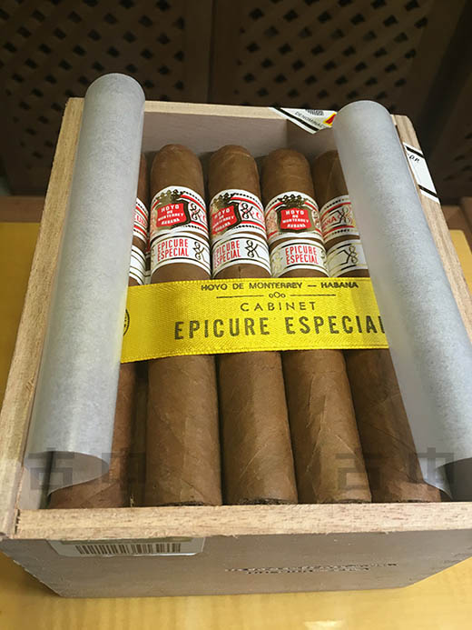 蒙特利逍遥特别版雪茄（Hoyo de Monterrey Epicure Especial）