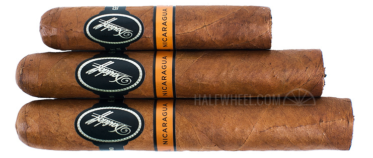 Davidoff Nicaragua Short Corona Robusto Toro